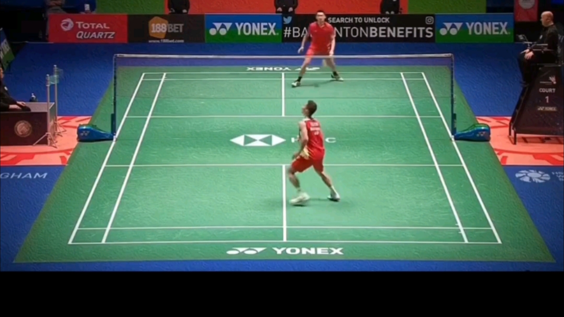 印尼羽毛球队翻盘中国羽毛球队，李宗伟制霸全场