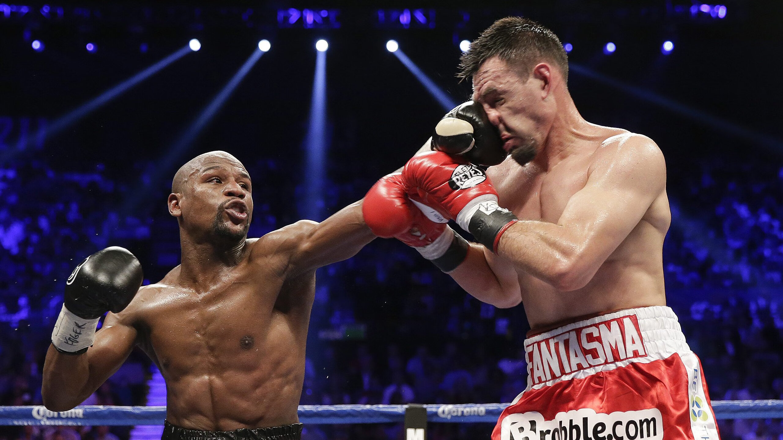 阿坎吉的节拍器，当欧冠淘汰赛之夜响起他的独奏