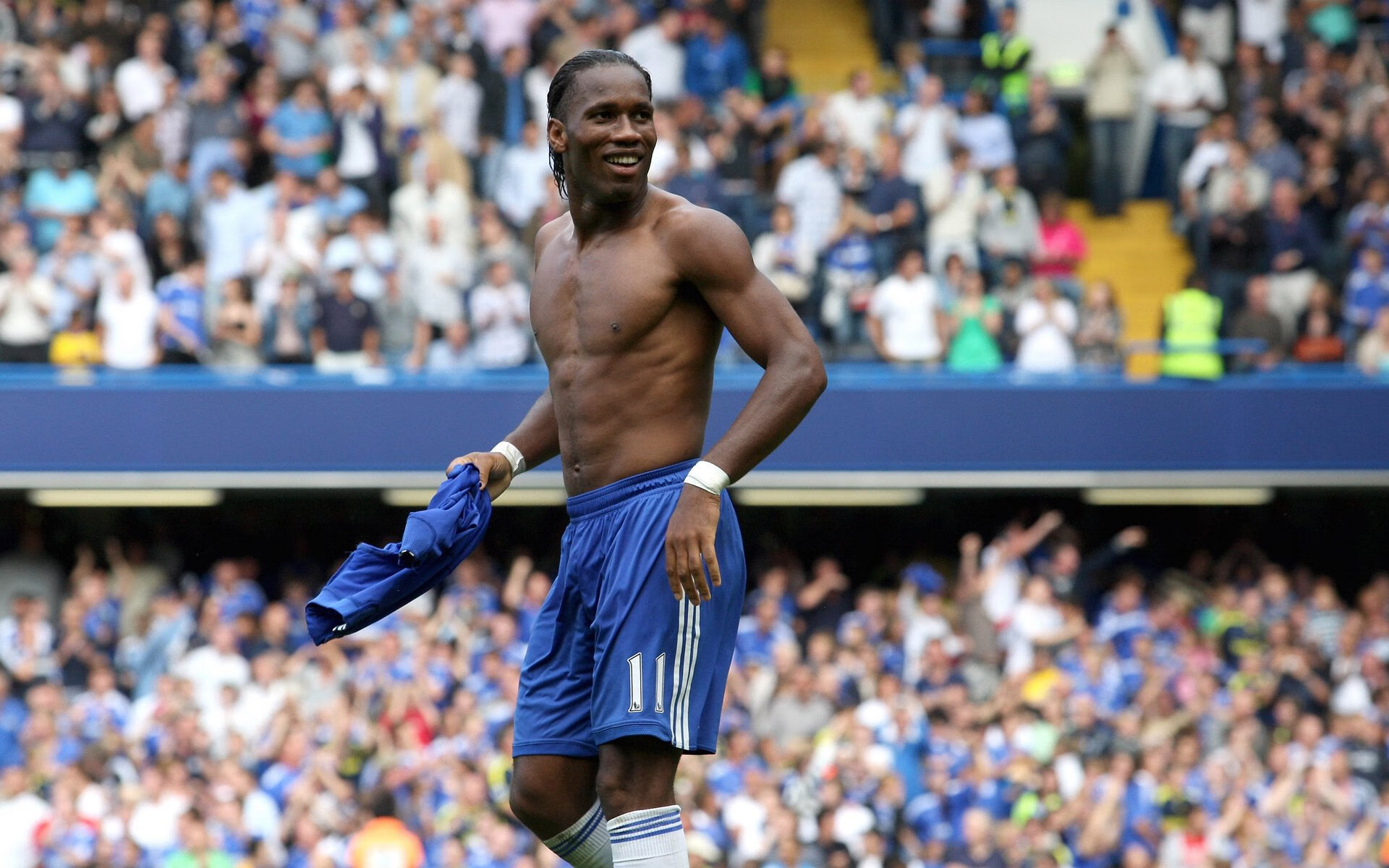 开云官方app入口-英超争冠之夜，西亚卡姆彻底打爆防线