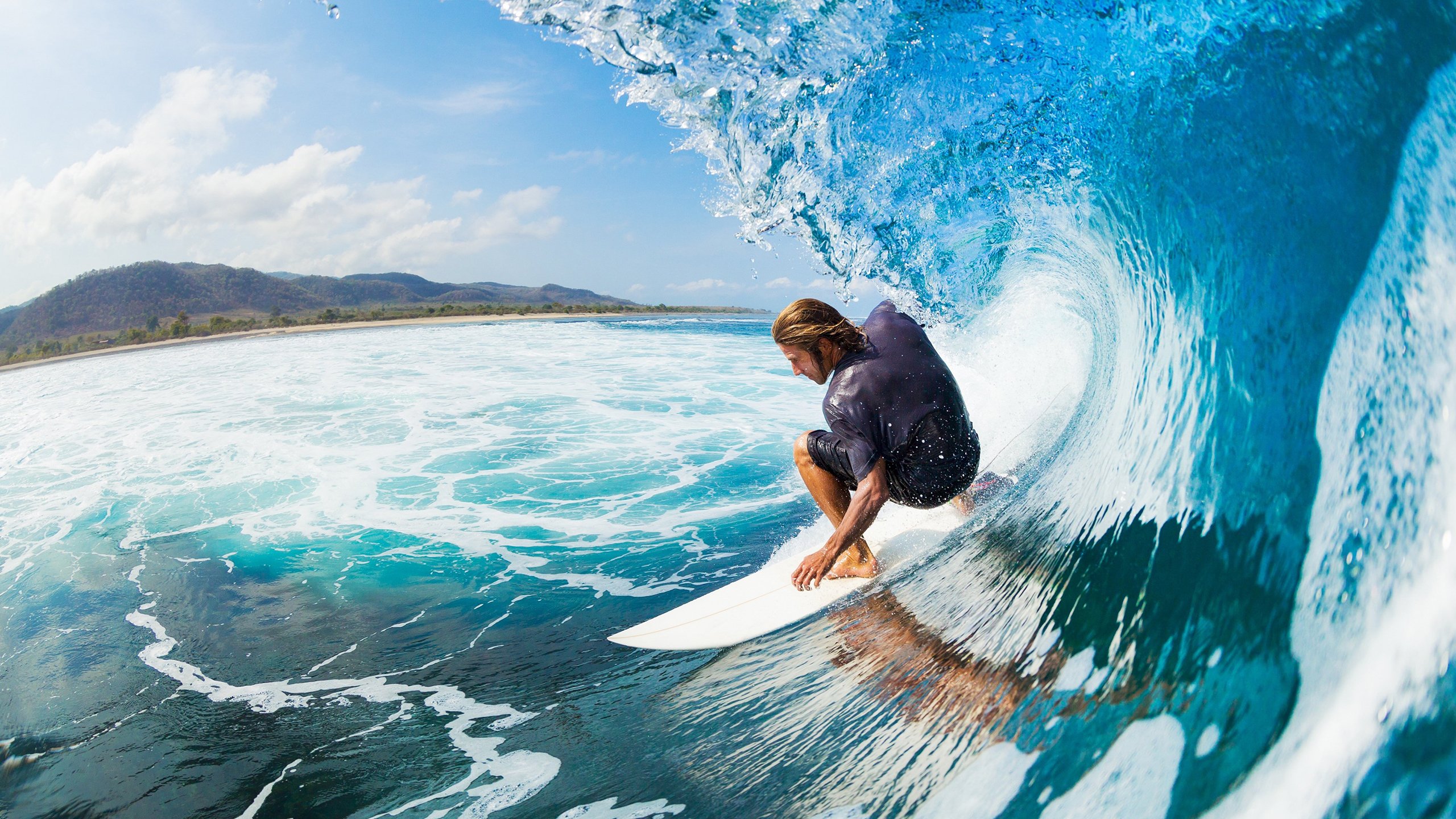 马丁内利完美发挥引爆全场，塞维利亚力克加拿大劲旅晋级淘汰赛