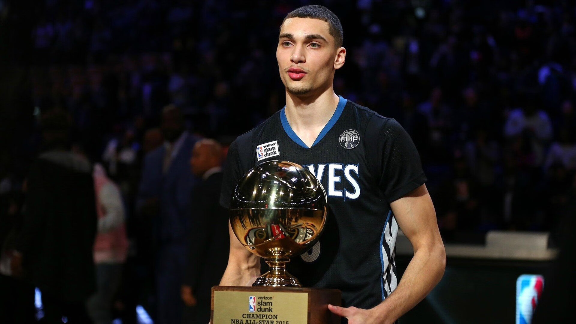 世界排名争夺战之夜，黄喜灿赛后评分拉满